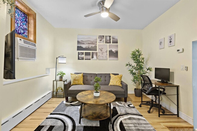 Building Photo - 137 W 15th St Unit SI ID1511045P