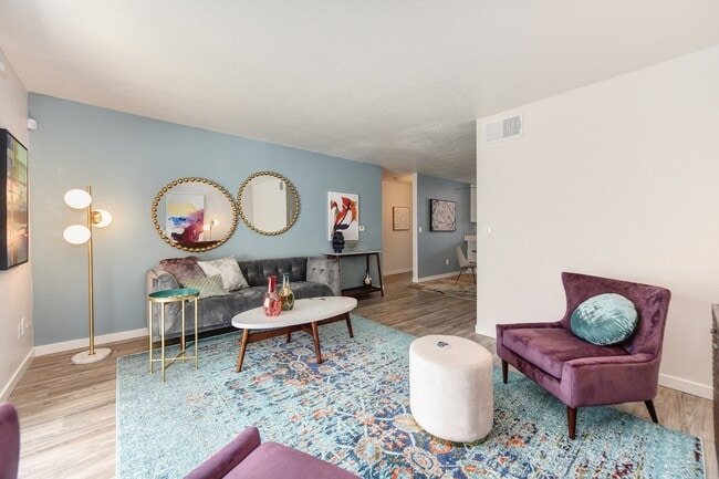 Building Photo - The Legacy Apartments