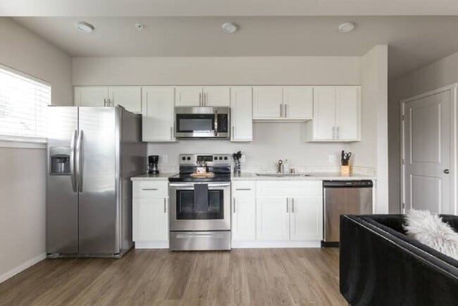 Photo - 624 E 32nd St Unit ID1296616P