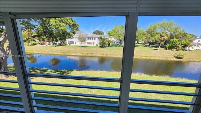 Photo - 158 Prescott H