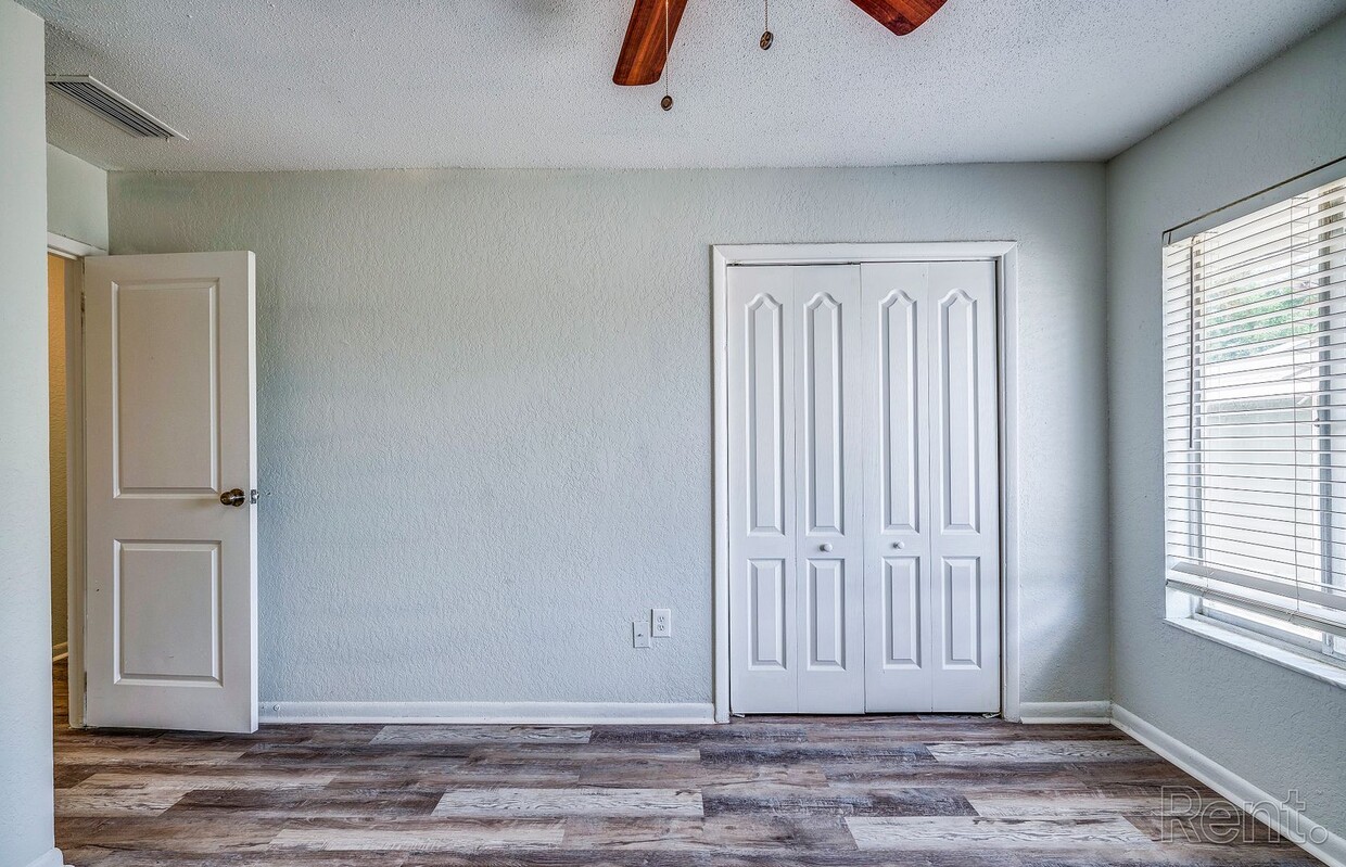 Floor Plan - The Tulip