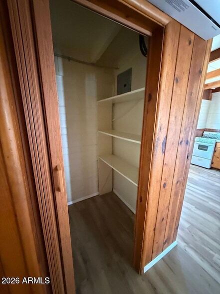 Photo - 306 1st St