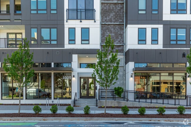 Entrance - Signature Music Row