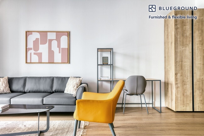 Photo - 1027 Wilshire Blvd Unit FL6-ID551