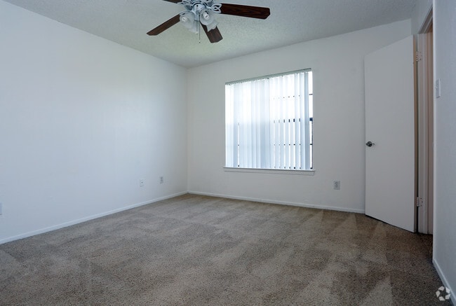 1BR,1.5BA-A2 - Lakehill Townhomes