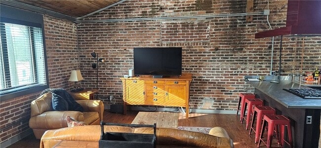 Photo - 693 W North St Unit 2