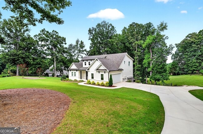 Photo - 727 Old Collins Rd