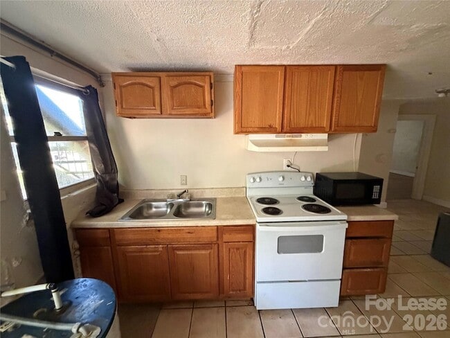 Photo - 325 Chambers St Unit 327