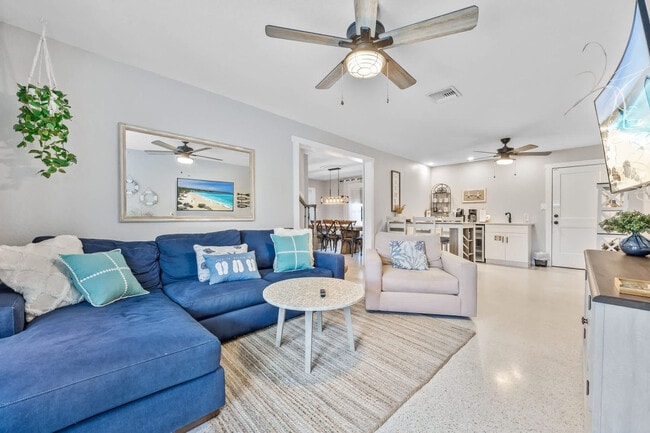 Photo - 366 W Osceola Ln Unit ID1245239P