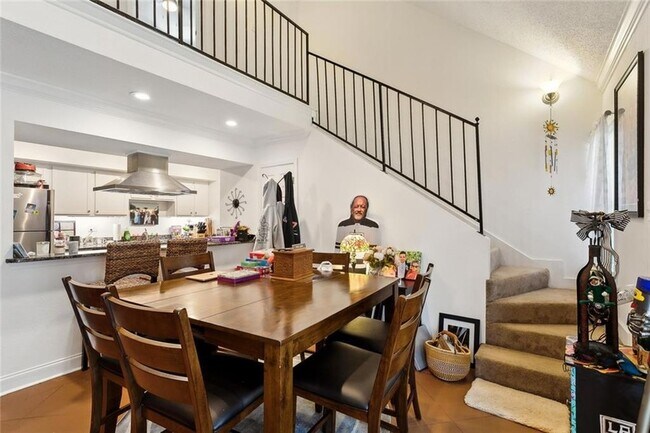 Photo - 351 Jackson St Unit 4B