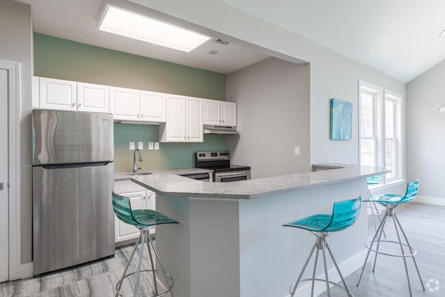 Clubhouse - Dover Country Club