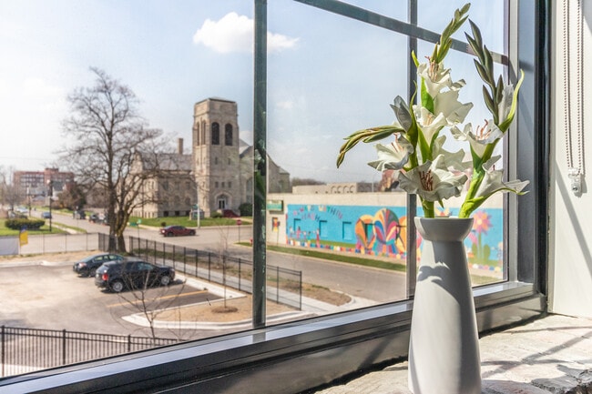 On Site Gated Parking - 40 Hague