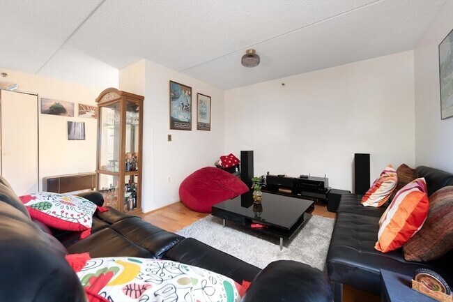 Photo - 2500 Mystic Valley Pkwy Unit 403