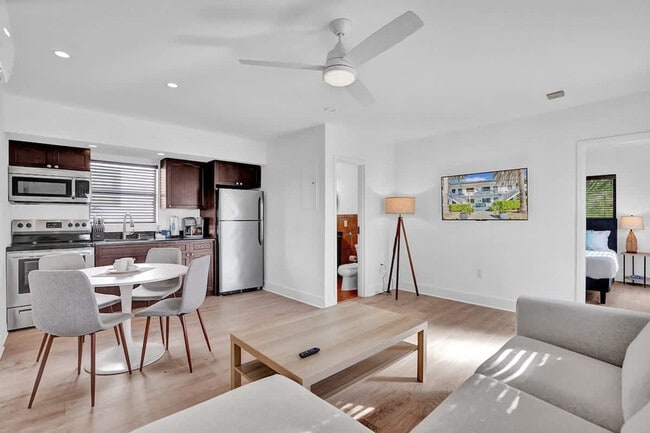 Building Photo - 333 Walnut St Unit SI ID1312663P