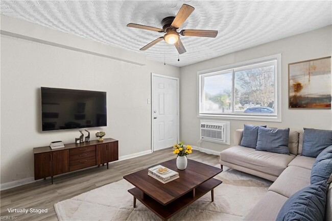 Photo - 200 Pullman Ave Unit 2