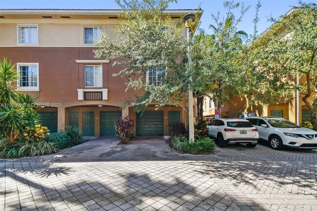 Photo - 2945 NE 185th St