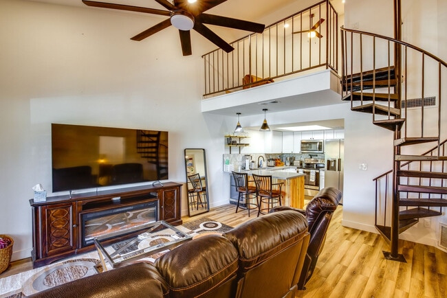 Photo - 1351 N Pleasant Dr Unit SI FL2-ID1545831P
