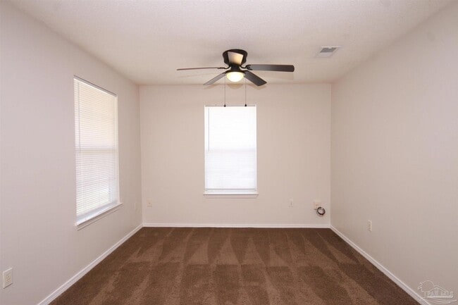 Photo - 624 N G St