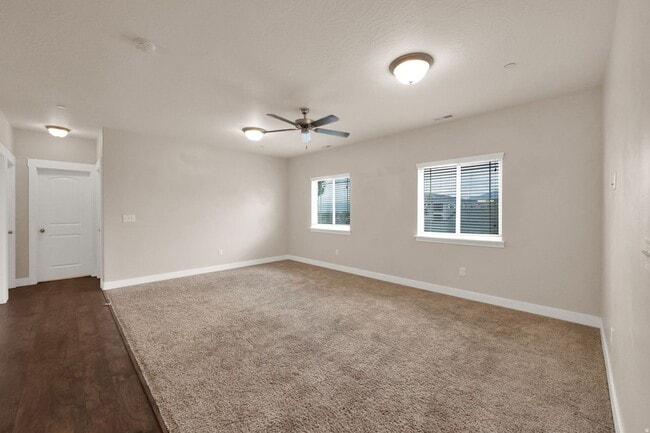 Photo - 1823 N Crest Rd