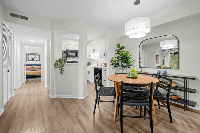 Entrance - Platinum Interior - Port Crossing Apartments