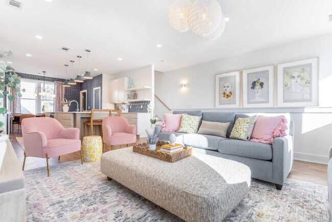 Photo - 113 Lucile St Unit ID1312641P