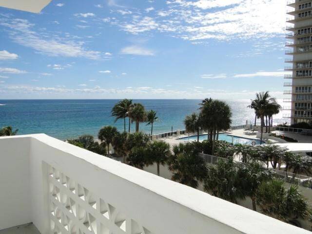 Building Photo - 4250 Galt Ocean Dr Unit 4D