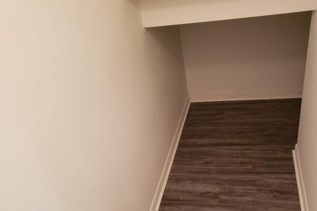 Photo - Gateway at Ellington Apartments