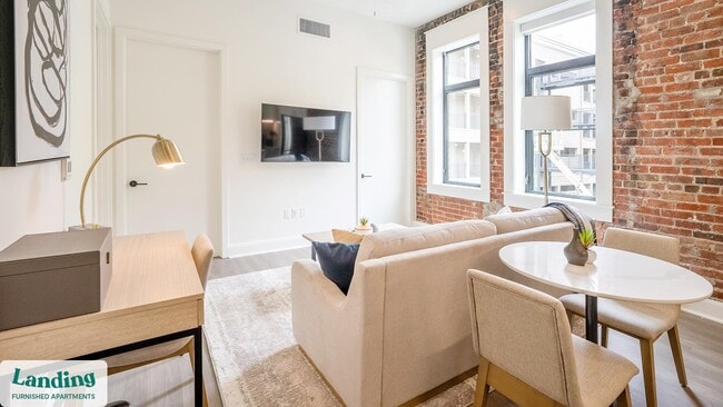 Photo - 425 20th St S Unit 217.579045