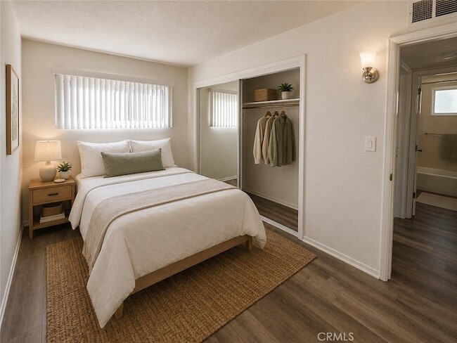 Photo - 45421 Sunset Ln