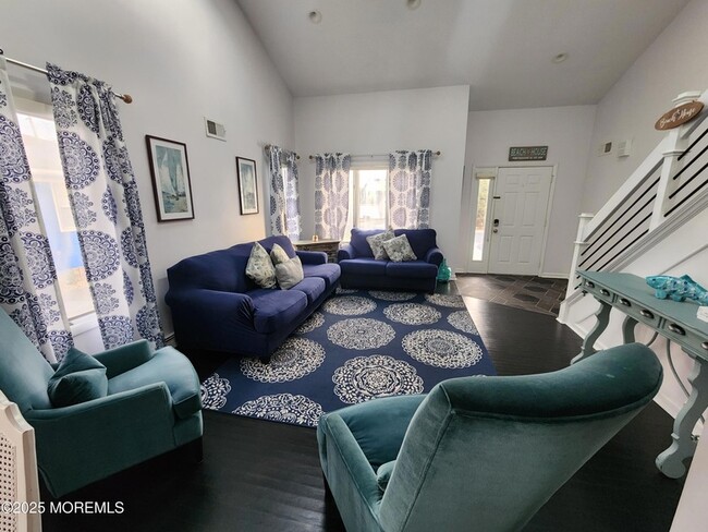 Photo - 416 Blodgett Ave