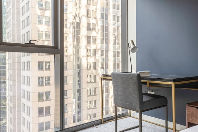 Photo - 21 E Chestnut St Unit FL15-ID1376