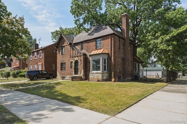 Photo - 16661 Linwood St