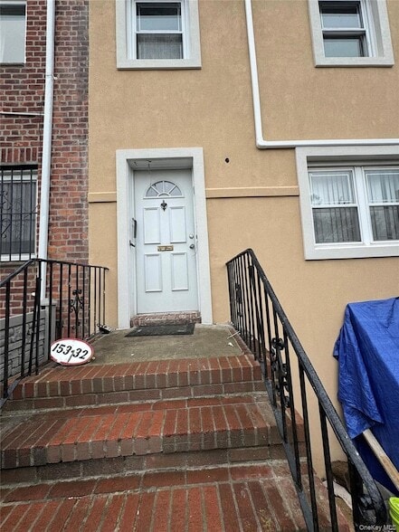 Building Photo - 153-32 77th Ave