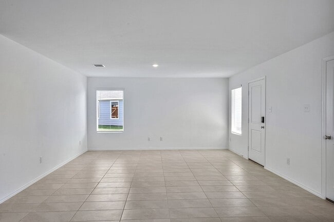 Photo - 9104 Grackle Pl