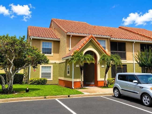 Building Photo - 421 Fountainhead Cir Unit 213