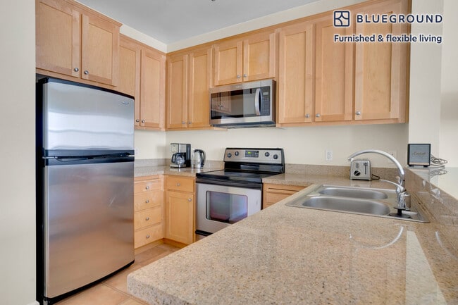 Photo - 853 Commodore Dr Unit FL5-ID988