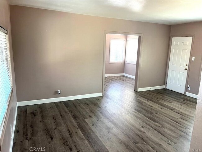 Photo - 10264 Mull Ave