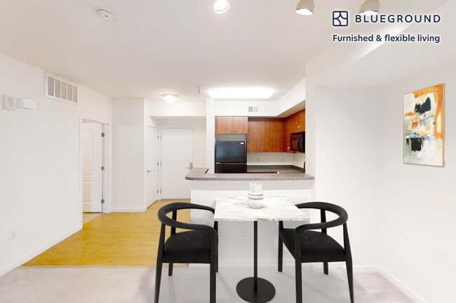 Photo - 24 Union Square Unit FL2-ID10655A