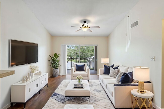 Spacious Living Area - Coquina Cove