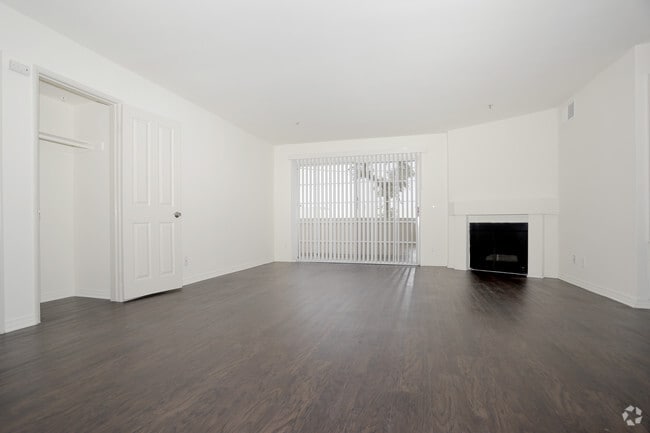 2BR, 2BA - Capri - Maravilla Apartments at CSUN