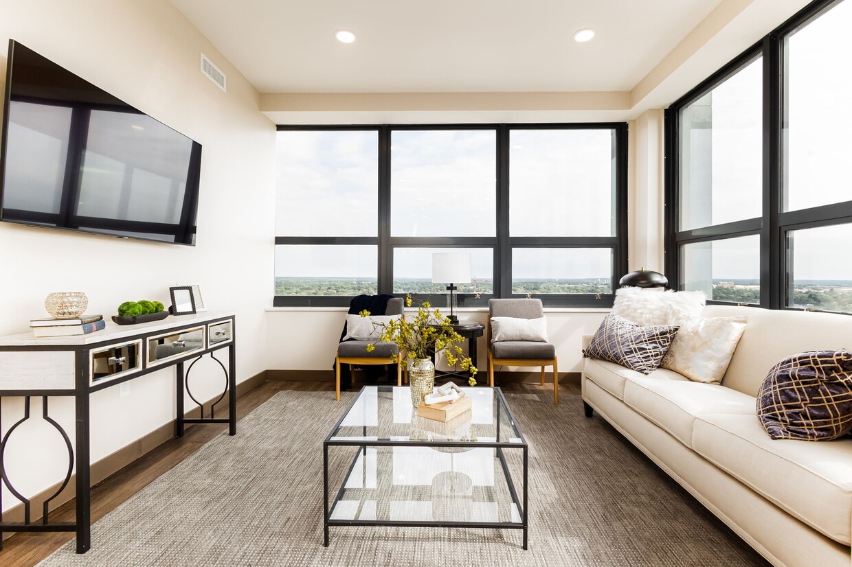 Floor Plan - Two Bedroom Apartment