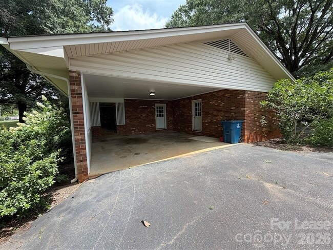 Photo - 1130 Turnersburg Hwy