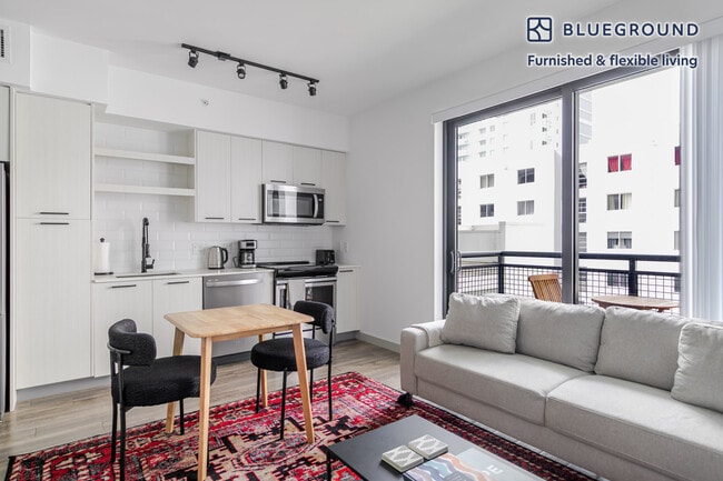 Photo - 221 SW 12th St Unit FL3-ID135