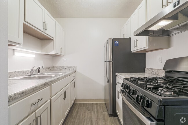 1 BR, 1 BA - Kitchen - Waverly Park Apartments