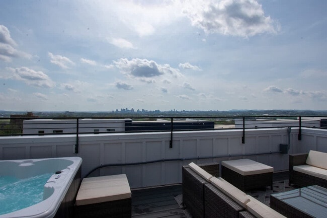 Photo - 2131 Goodrich Ave Unit ID1051732P