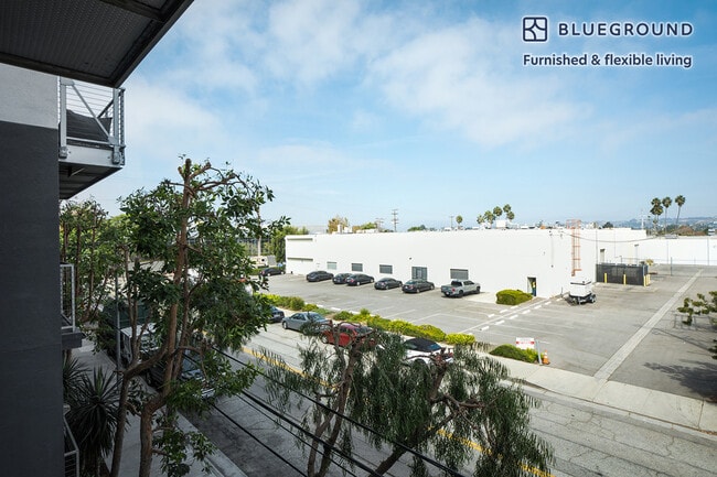 Photo - 5535 Westlawn Ave Unit FL3-ID927