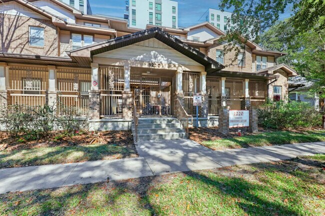 Photo - 1234 SW 1st Ave Unit ID1359100P