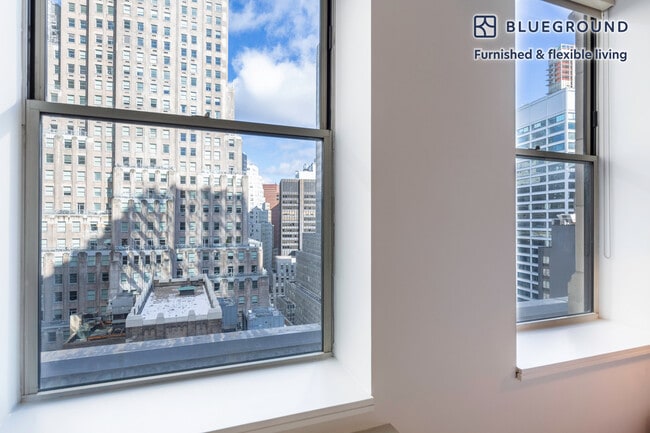 Photo - 67 Wall St Unit SI FL22-ID227