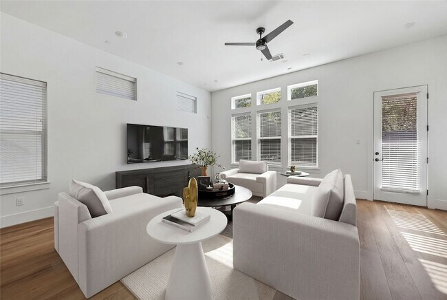 Photo - 9009 Wellspring Dr