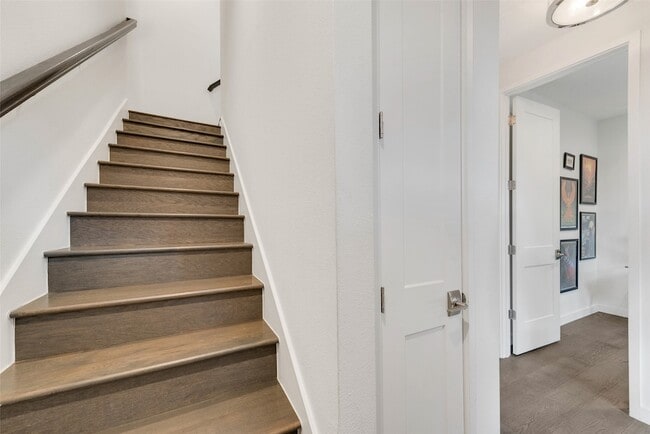 Photo - 6004 Hudson St Unit 102